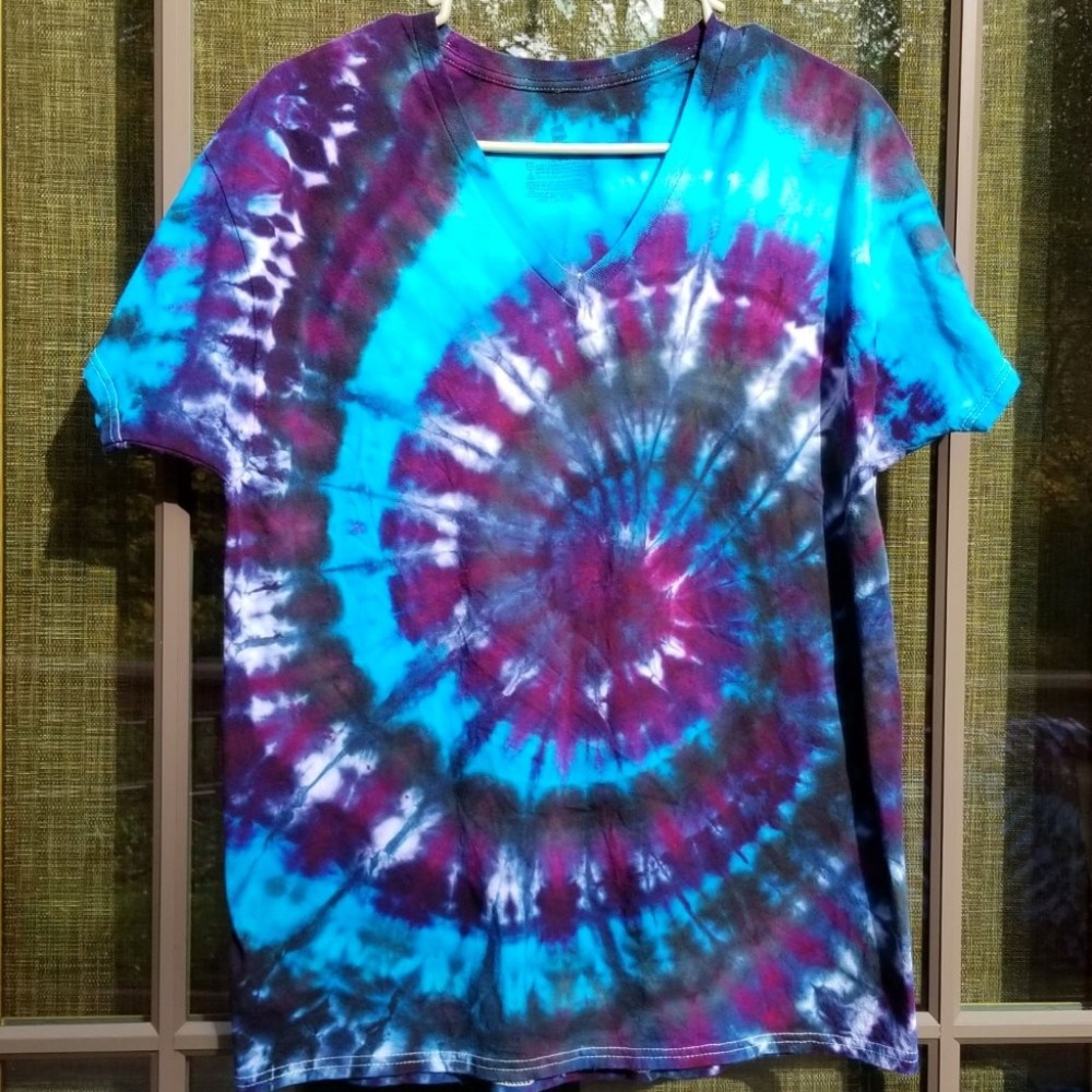Tye Dyed V Neck T shirt